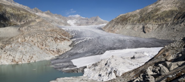 scoperto-un-altro-scheletro-su-un-ghiacciaio-in-vallese