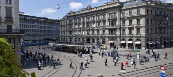 expat-stanno-scacciando-il-ceto-medio-basso-da-zurigo