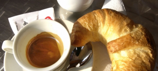 alla-biblioteca-di-lugano-letteratura-e-colazione-offerta