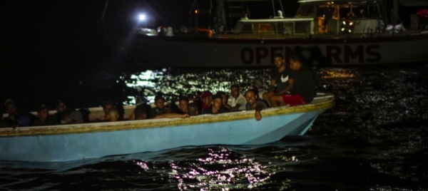 dieci-sbarchi-a-lampedusa-nella-notte-arrivati-in-200