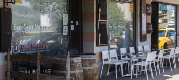 c-e-il-video-sul-pestaggio-all-interno-del-bar-di-ponte-tresa