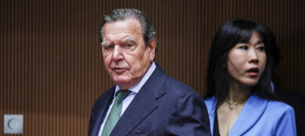 schroeder-ha-visto-putin-vuole-negoziare