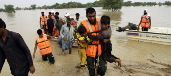 la-svizzera-sostiene-il-pakistan-con-8-milioni-di-franchi