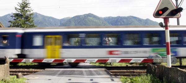 raddoppio-binario-contone-ponte-sul-ticino-ritardo-indigesto