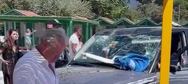 suv-targato-ticino-finisce-in-spiaggia-a-forte-dei-marmi