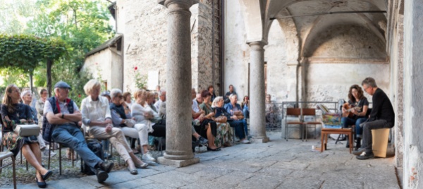 le-corti-incanto-offriamo-delicatezza-in-cambio-di-passione