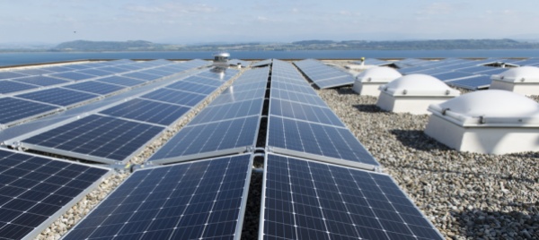 glarona-la-centrale-fotovoltaica-funziona-a-pieno-regime