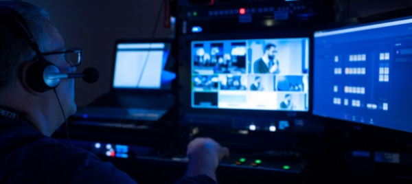 video-on-demand-cala-visualizzazione-abbonamento-o-streaming