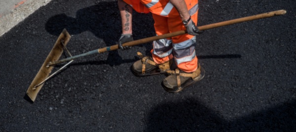 lavori-di-pavimentazione-fra-fosano-e-i-suoi-monti