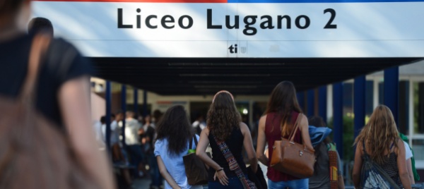 pensioni-cantonali-il-liceo-lugano-2-si-alla-mobilitazione