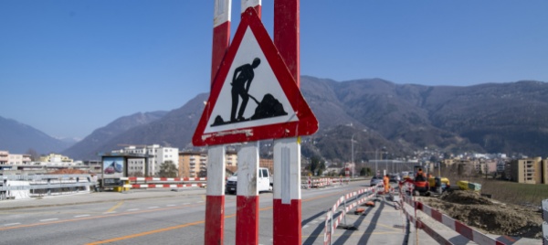 lugano-lavori-notturni-in-viale-cattaneo