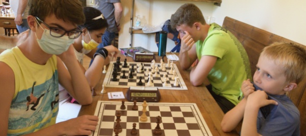 scacchi-under-16-al-via-il-torneo-paolin-di-lugano