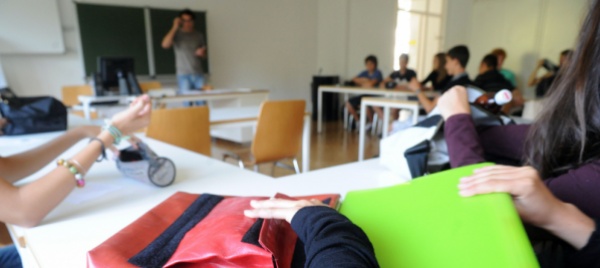 non-si-aggiungano-ulteriori-materie-di-studio-al-liceo