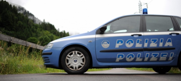 rapina-con-motosega-fermato-da-agenti-travestiti-da-bagnanti