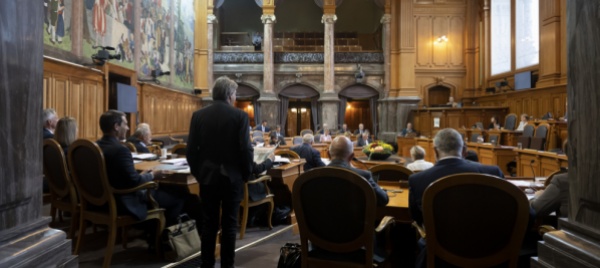 ne-piu-imposte-ne-risparmi-cosi-i-senatori-sul-debito-covid