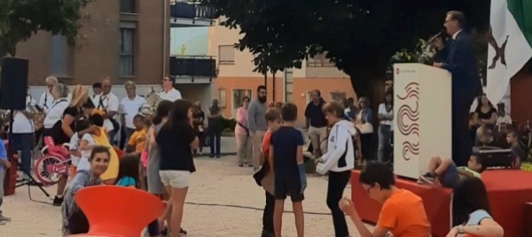 inaugurata-la-parte-alta-di-piazza-grande-a-giubiasco