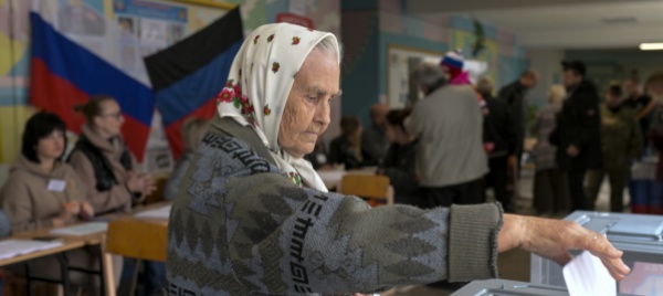 i-filorussi-si-proclamano-vincitori-dei-referendum