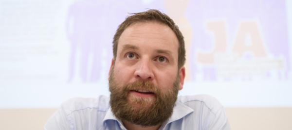 lukas-reimann-ha-un-malore-interviene-marina-carobbio