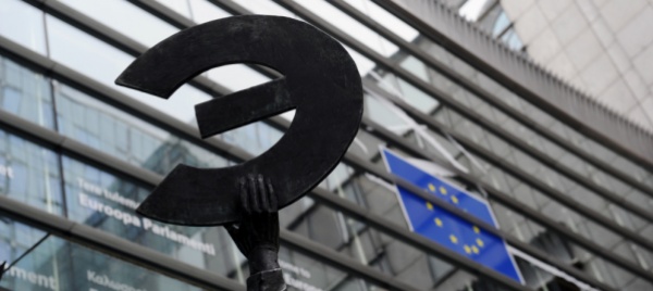 ue-oggi-soltanto-il-6-5-dei-giovani-svizzeri-e-favorevole