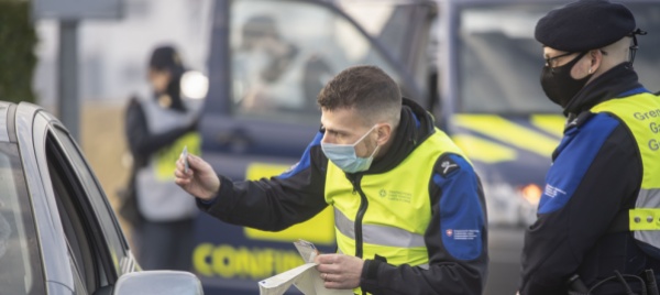 da-ieri-pattuglie-italo-svizzere-in-piu-nelle-zone-di-frontiera