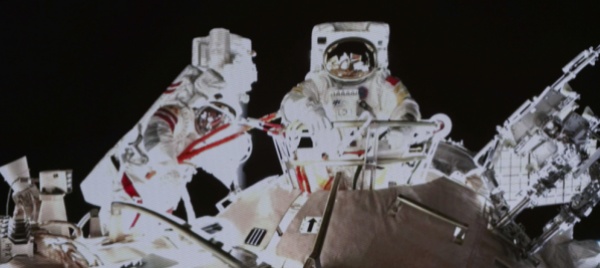 dopo-il-falso-nipote-il-falso-astronauta-truffa-da-30mila-euro
