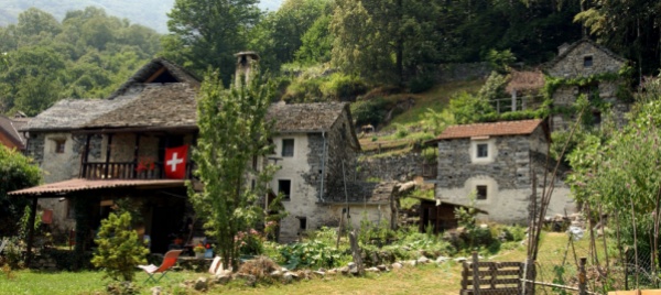maggia-dal-nucleo-montano-di-dunzio-il-comune-scende-a-rete