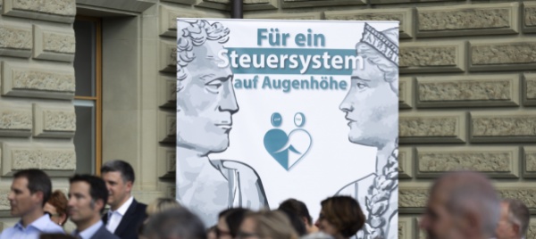 riuscita-l-iniziativa-per-l-imposizione-individuale-dei-coniugi