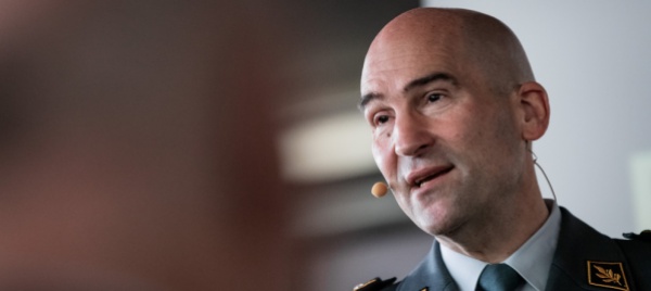 il-capo-dell-esercito-svizzero-al-lac-per-parlare-di-sicurezza
