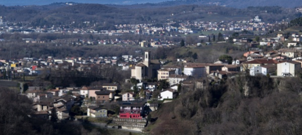 castel-san-pietro-torna-il-mercatino-di-natale