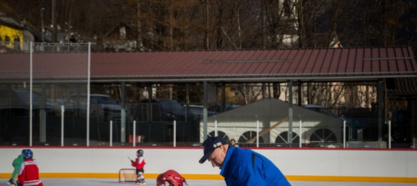 sonogno-apre-la-pista-di-pattinaggio