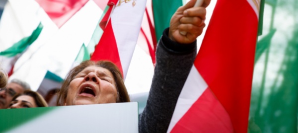 la-protesta-al-regime-passa-anche-tra-i-tavoli-delle-mense