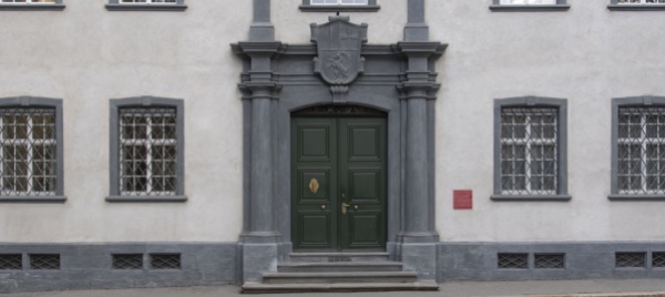 grigioni-passo-avanti-per-il-centro-sup