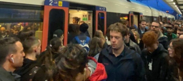treno-dimezzato-disagi-alla-stazione-di-lugano