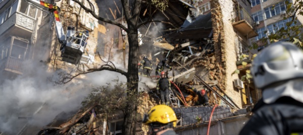 droni-kamikaze-su-kiev-jet-russo-sulle-case-al-confine