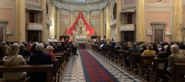 assenza-del-vescovo-lo-abbiamo-saputo-all-ultimo