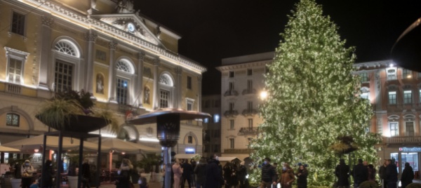 lugano-accensione-dell-albero-appuntamento-al-1-dicembre