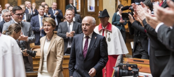 i-partiti-mantengono-un-profilo-basso