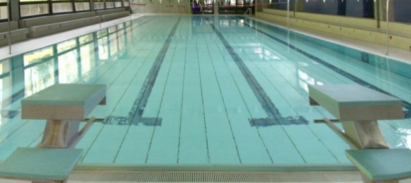 fuori-uso-la-piscina-di-canavee-a-mendrisio-tutti-all-asciutto
