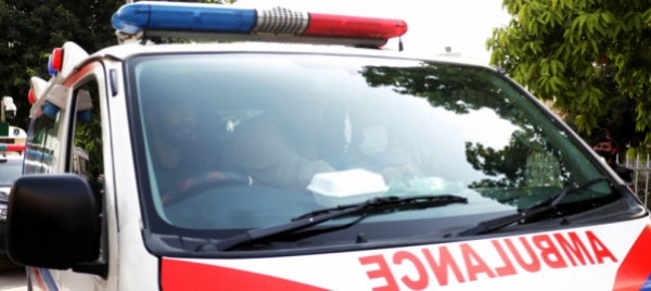paramedica-cerca-di-rianimare-vittima-di-incidente-e-la-figlia
