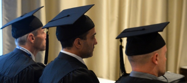 laurea-non-piu-essenziale-per-posizioni-da-top-manager