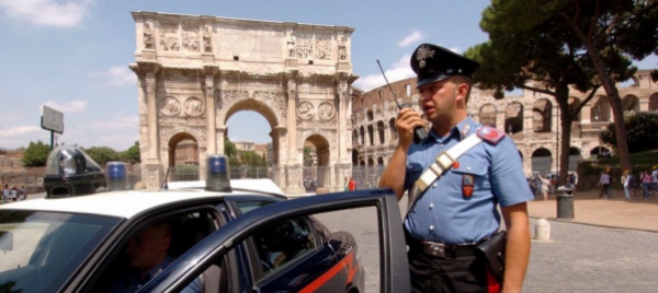 selfie-con-estorsione-dacci-500-euro-o-ti-picchiamo