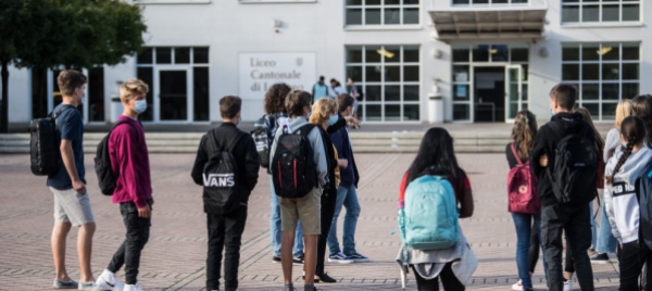 locarno-il-cisl-si-siede-a-tavola-con-i-liceali