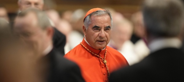 il-papa-vuole-la-mia-morte-la-chat-del-cardinale-a-processo