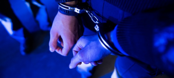 cerca-di-sfuggire-ai-carabinieri-e-provoca-un-incidente