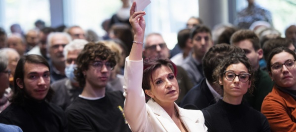 amalia-mirante-e-pronta-per-presentare-avanti