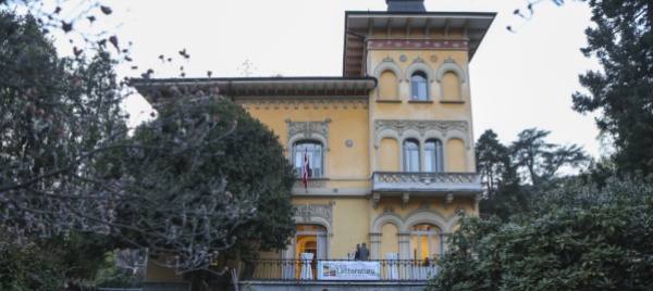 la-letteratura-per-ragazzi-interpretata-da-olimpia-de-girolamo