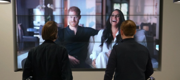 e-uscita-la-docuserie-di-harry-e-meghan-silenzio-da-londra