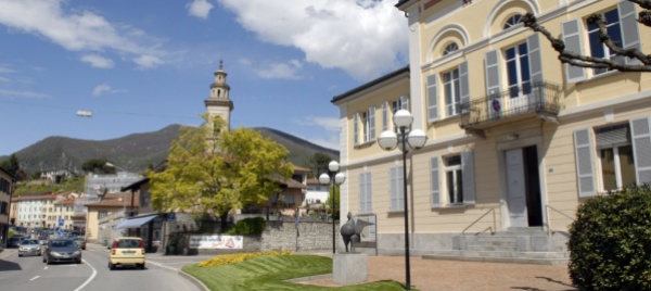 lanciata-la-petizione-contro-il-postribolo-a-balerna