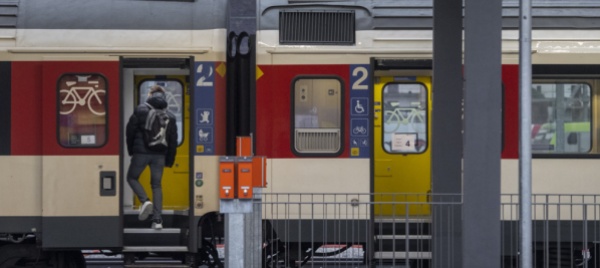 ffs-aumentano-i-passeggeri-e-i-treni-in-transito-in-ticino