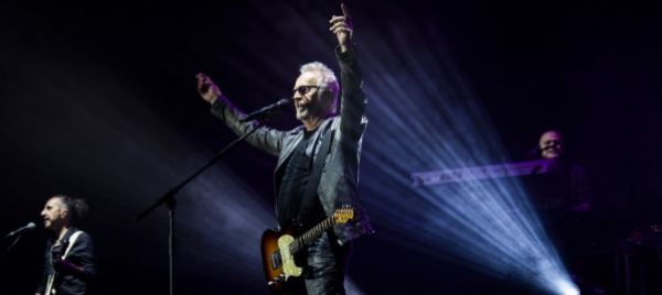 lugano-applaude-umberto-tozzi-una-canzone-e-per-sempre